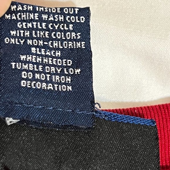 Karen Scott Burgundy beautiful floral embroidery long sleeve sweater - Picture 10 of 10